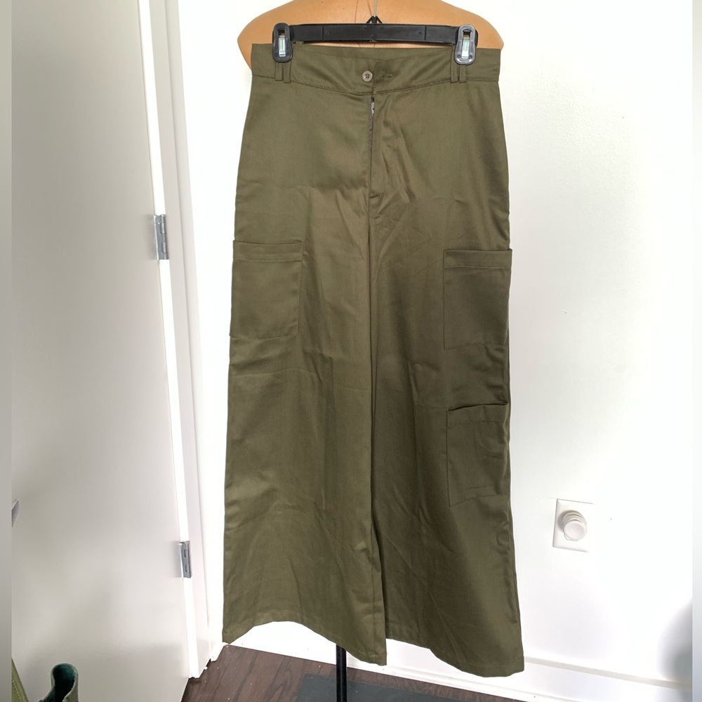 ***SOLD*** PrettyLittleThing Wide Leg Trouser